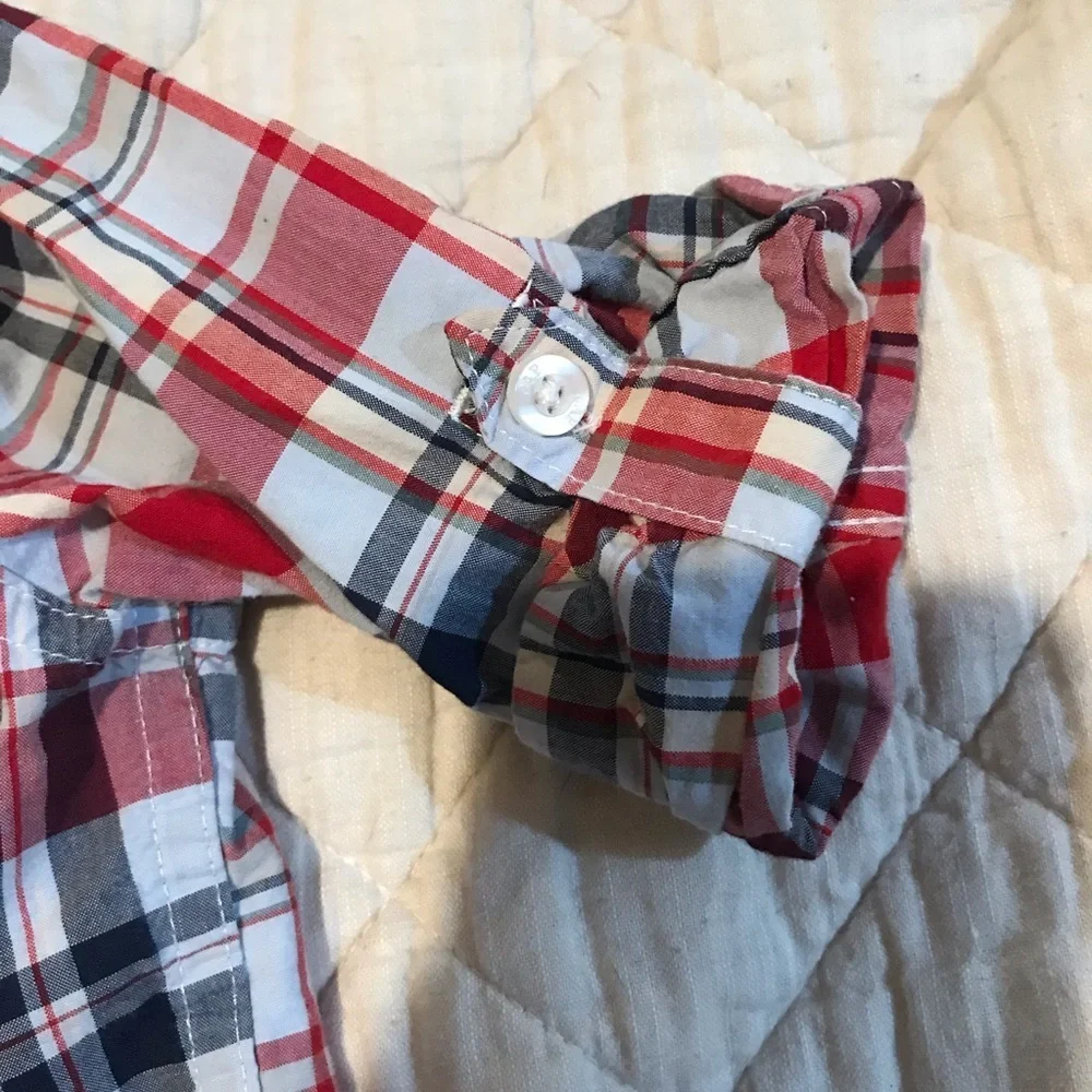 👕 baby GAP Plaid Button Down